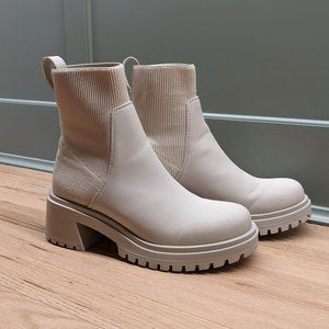 Bone Steve Madden Holley Chelsea Boot Chunky Sole